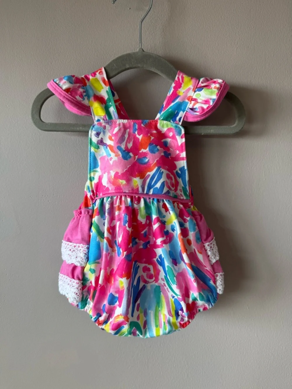 Abby & Evie Baby Boutique‎ Bright Watercolor Print Ruffle Bubble Romper 3 Months